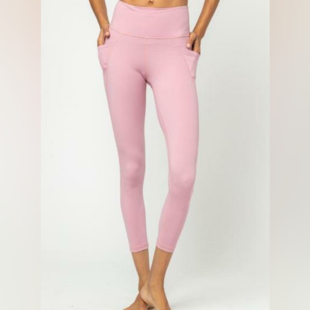 🆕 Vie Active Mauve Orchid baby pink 3/4 yoga running Pants w/ pockets_Medium